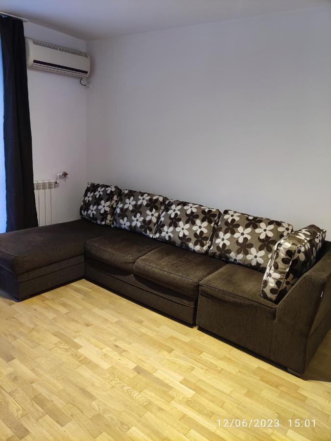 Fabian Central Apartment Bucarest Extérieur photo