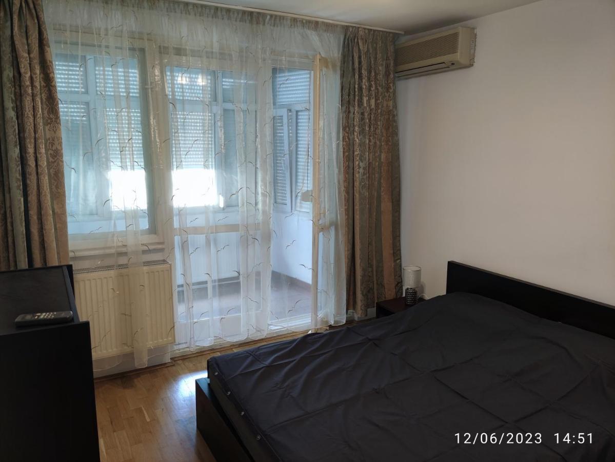 Fabian Central Apartment Bucarest Extérieur photo