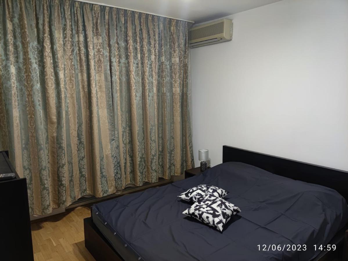 Fabian Central Apartment Bucarest Extérieur photo